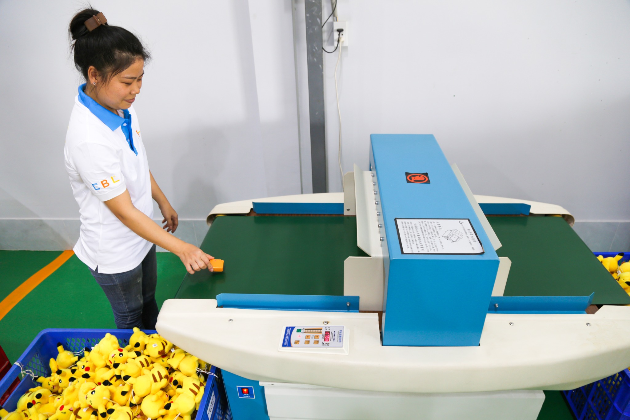 Tổ rà kim loại